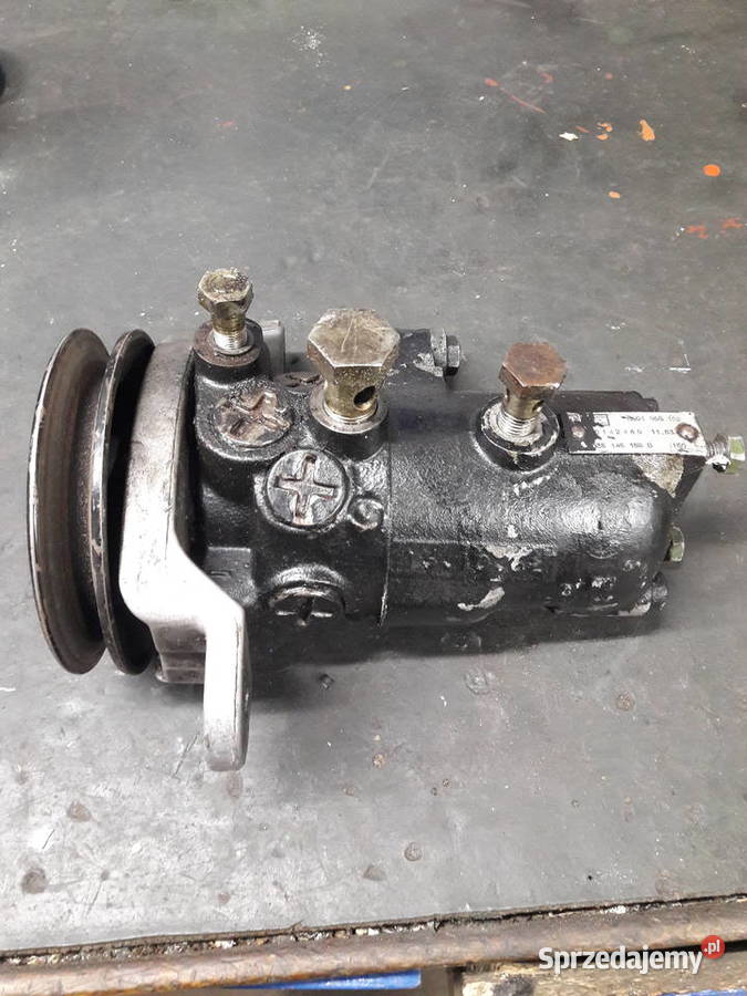 Audi 100 c3 pompa wspomagania Opole
