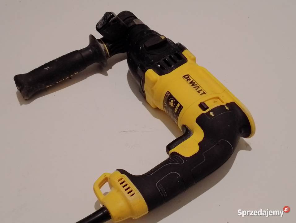Młotowiertarka Dewalt D25133 800 Wat