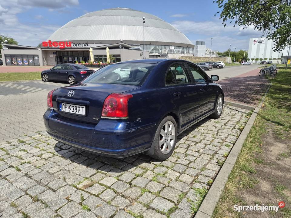 Toyota Avensis Salon Polska nowości w rodzinie 278000km Opole sprzedam