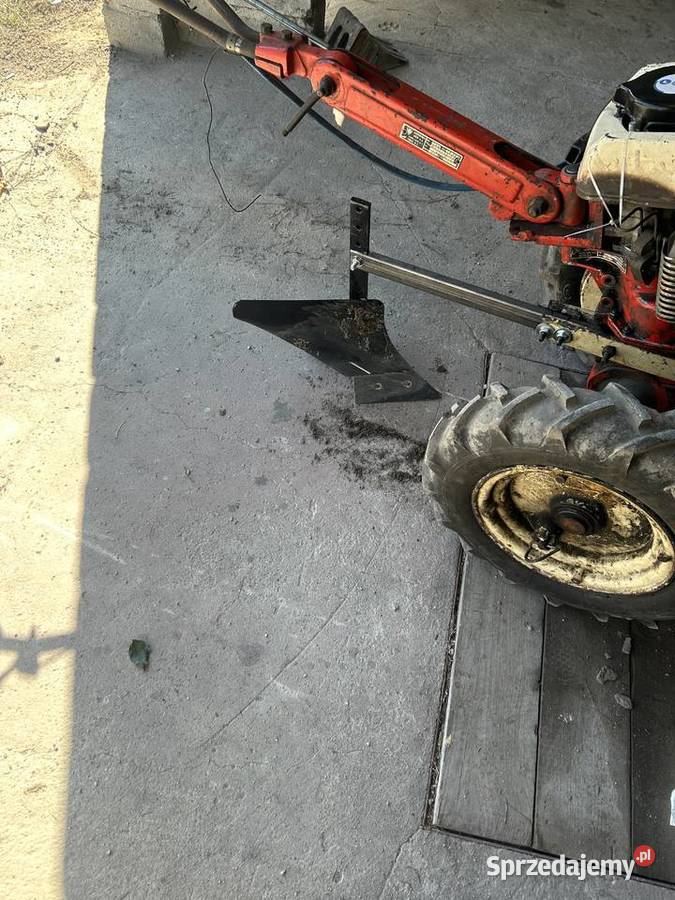 Sprzedam ciągnik dzik Imielno