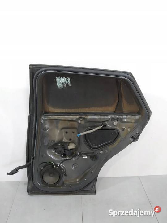 DRZWI PRAWE TYŁ SZARE Audi Q2 I 2016 Drzwi świętokrzyskie sprzedam