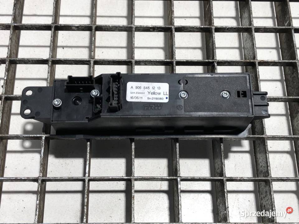 PRZEŁĄCZNIK SZYB MERCEDES W906 A9065451213 Bus Mechanizmy opuszczania szyb podkarpackie