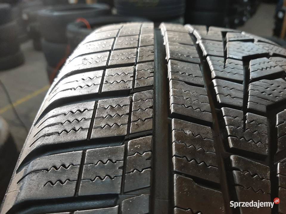 4x Opona UŻYWANA ZIMOWA 20555R17 HANKOOK 119 55 Zaścianki