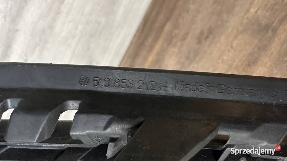 VW SPORTSVAN LIFT KRATKA HALOGENU PRAWA osobowe Atrapy Gorzów Wielkopolski sprzedam