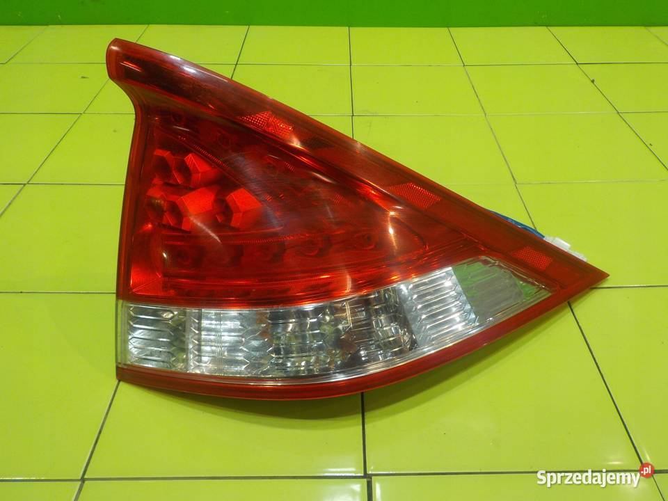 HONDA INSIGHT II 09r 5D lampa prawa tyl Suków