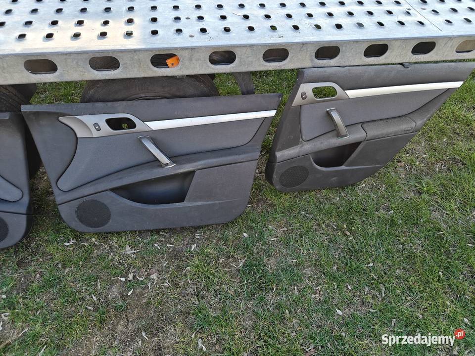 Peugeot 407 sedan boczki kpl tył roletki Przytyk sprzedam