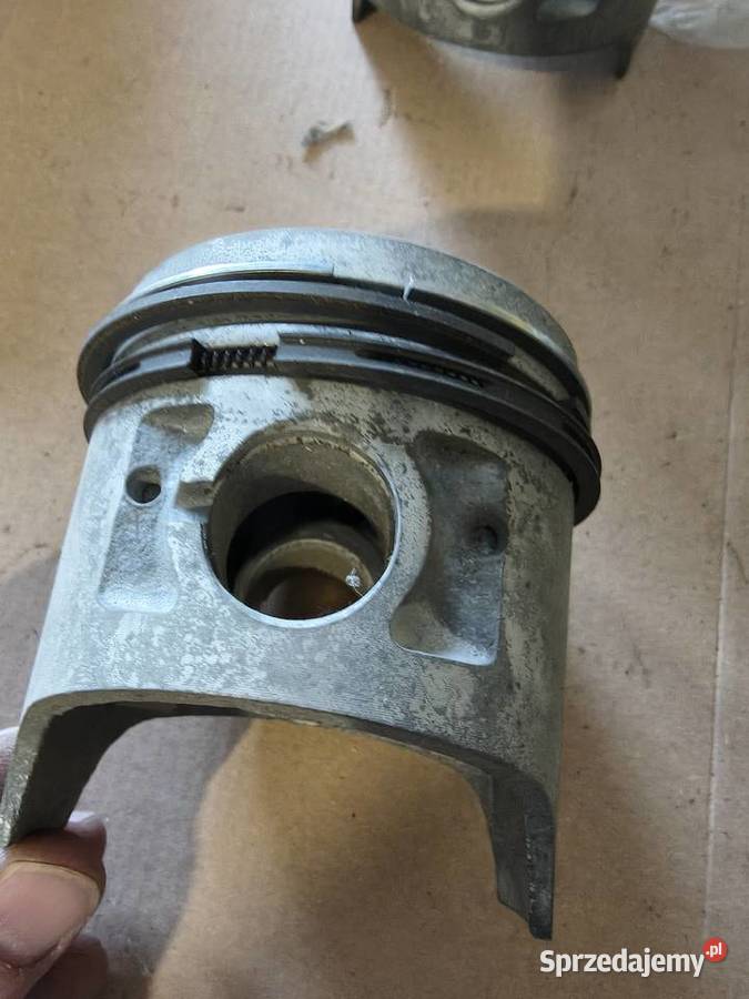 Tłok fiat 125p 770 osobowe sprzedam