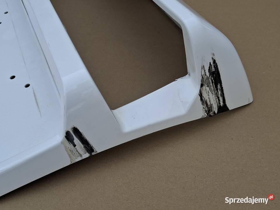 SCANIA R S PSŁONA OBUDOWA LAMPY PRAWY TYŁ TYLNEJ ciężarowe Bieleń sprzedam