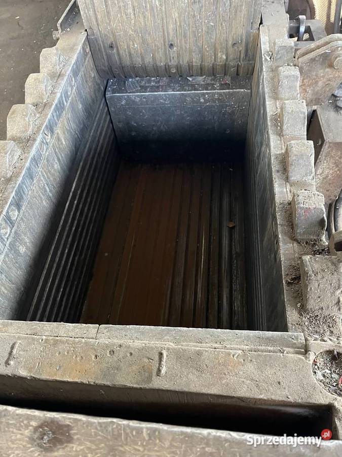 Paczkarka do złomu Huta Zygmunt