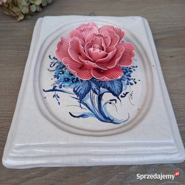 Dekoracyjny ceramiczny kafel kwiat róża
