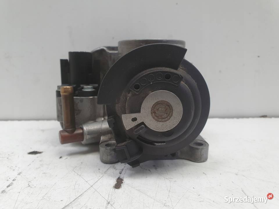 PRZEPUSTNICA VW Golf IV 14 16V 408 237 130 osobowe lubelskie Chełm sprzedam