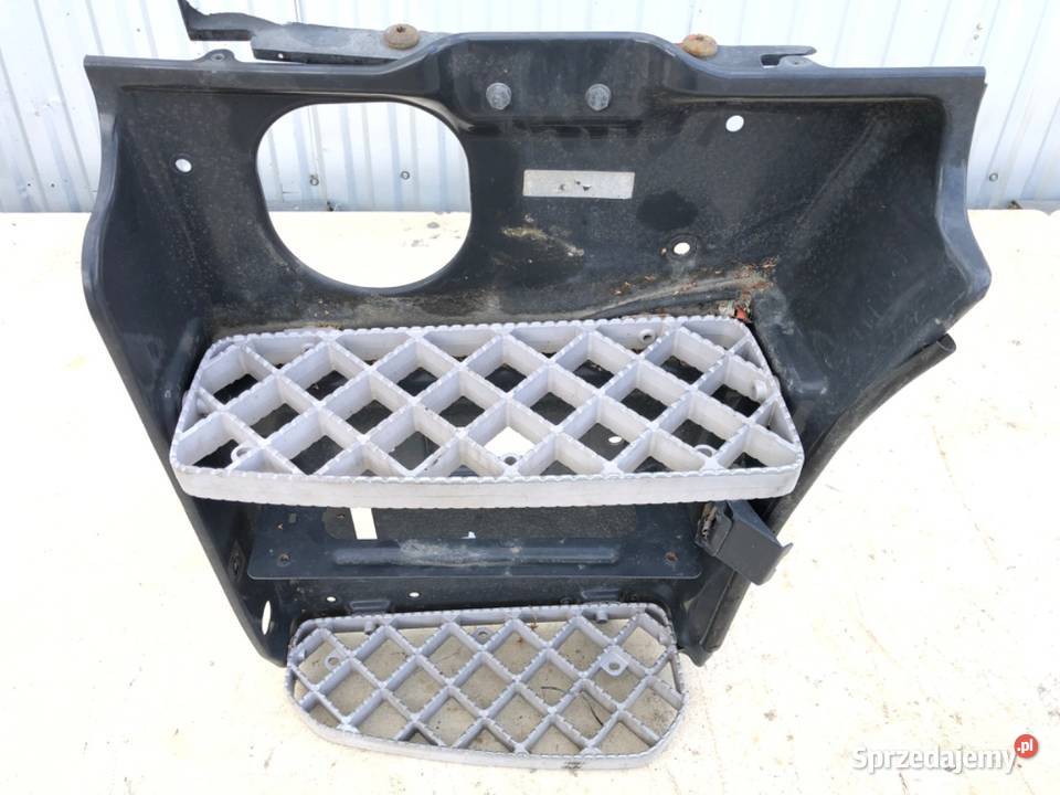 STOPIEŃ KABINY LEWY SCANIA