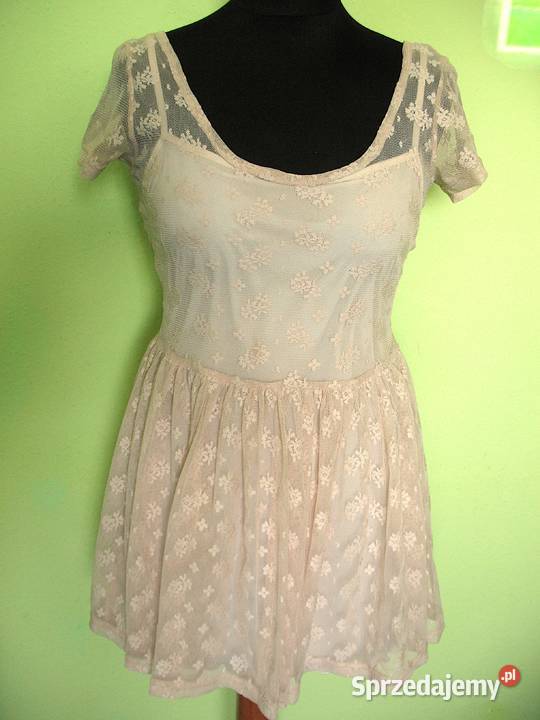 Sukienka z koronki 36 S biust 80 90