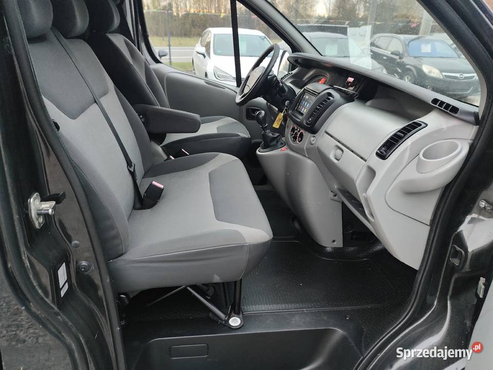 Renault Trafic 25 blaszak sprowadzony świętokrzyskie Smyków sprzedam