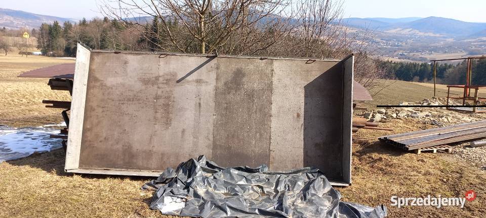 Laweta przyczepa zabudowa paka skrzynia