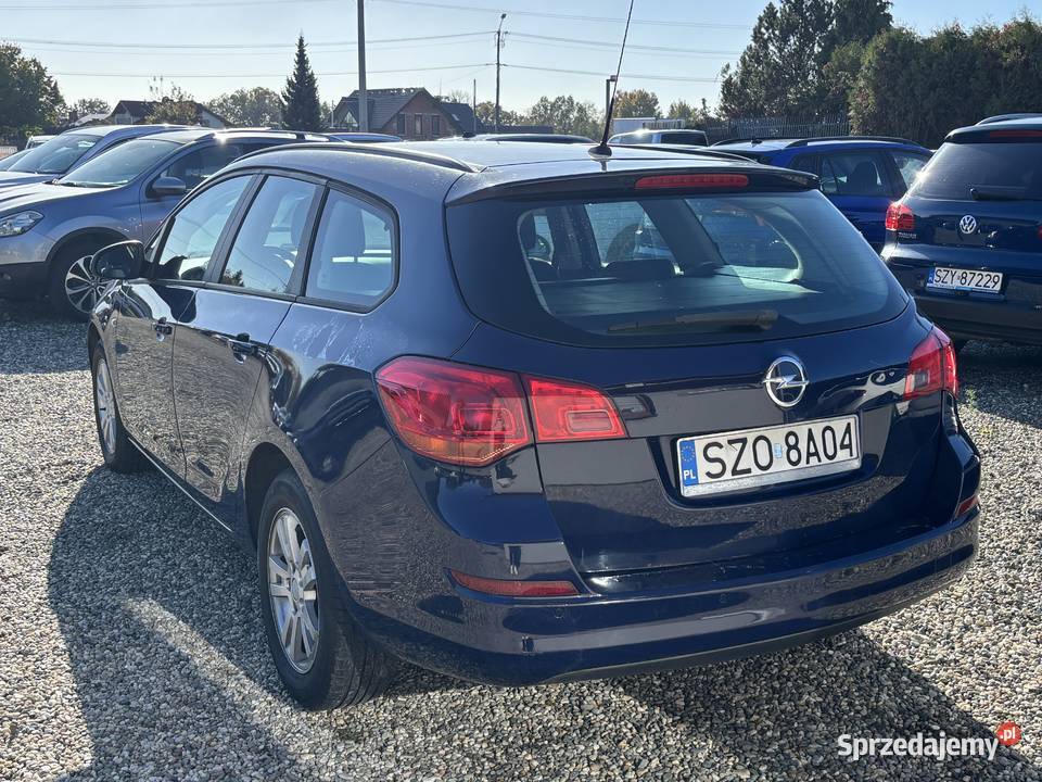 Opel Astra isofix Paniówki