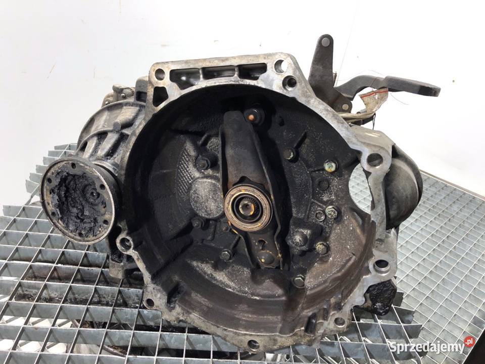 SKRZYNIA BIEGÓW VW GOLF V JCR 19 105 0310 sprzedam