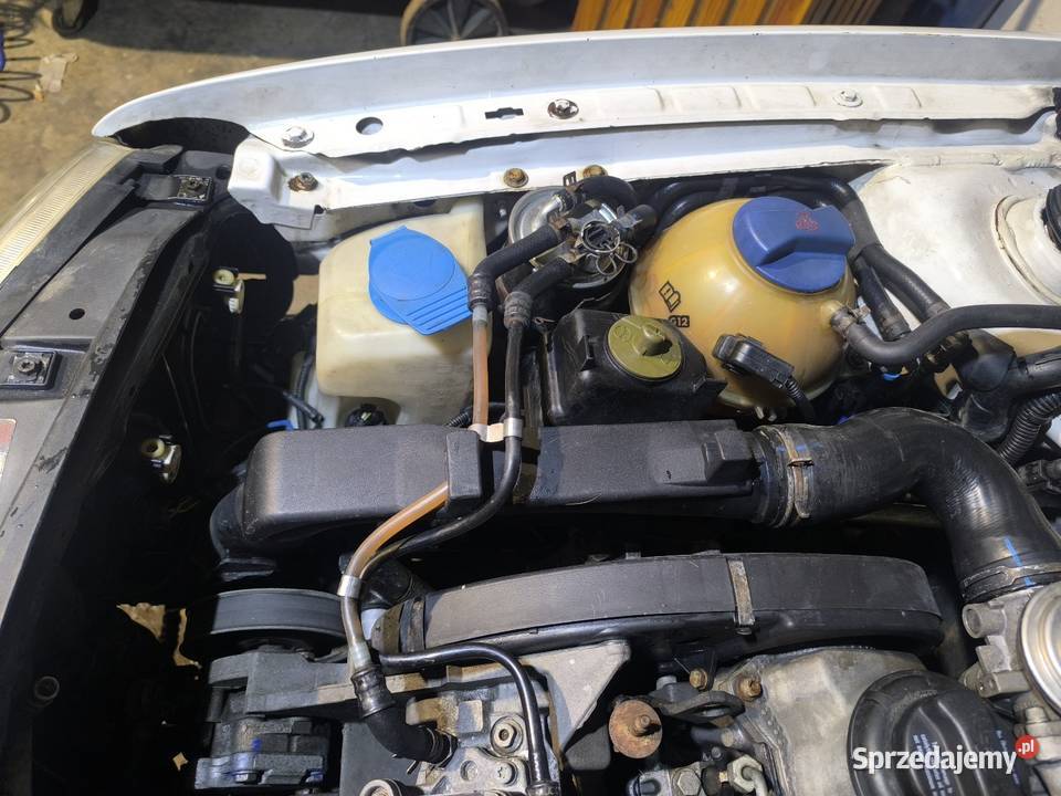 Sprzedam części do golfa 4 kombi Rok produkcji 2004 Piotrówka