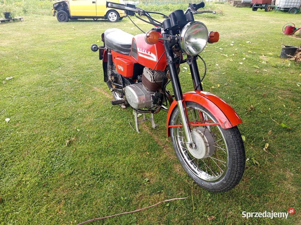 Motocykl Cz 175 zarejestrowany jako zabytek Krosno
