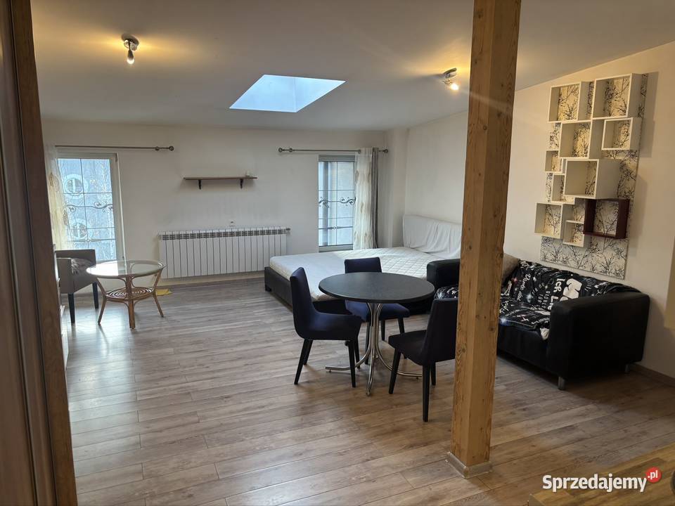 Bytom ulica Krakowska 14 Kawalerka papa Mieszkania sprzedam