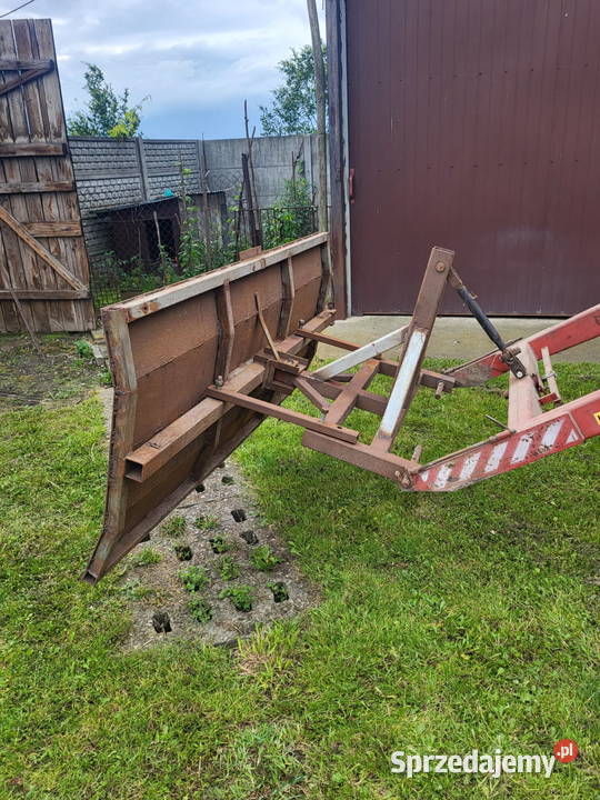 Pług do śniegu pod tura i pod tuza łódzkie Stryków sprzedam