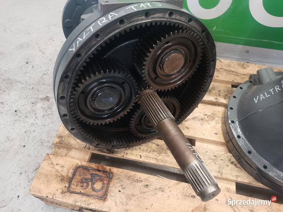 Zwolnica Valtra T 213 TB0783B tył Wilkowo sprzedam