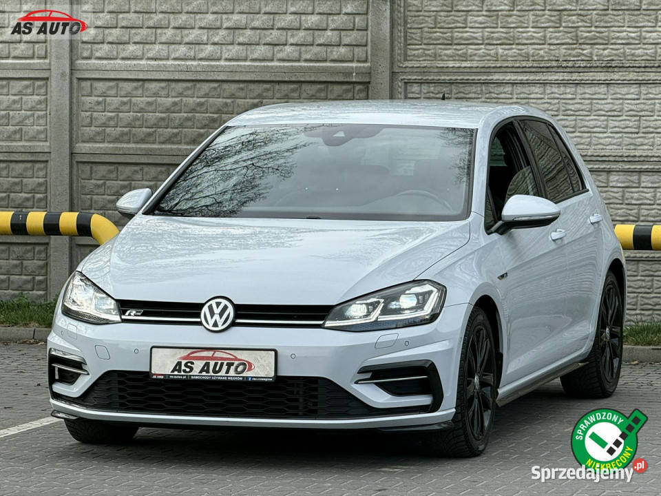 Volkswagen Golf 15T 150 podgrzewane fotele Węgrów