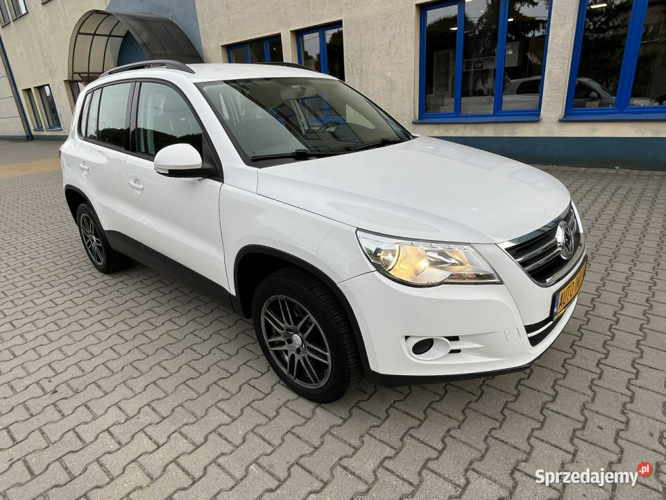 Volkswagen Tiguan Volkswagen Tiguan 14B 2009r światła przeciwmgielne mazowieckie