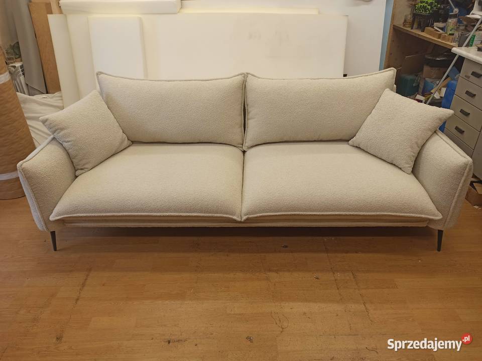 Kanapa PILLOW sofa boucle do salonu Meblesid Radom