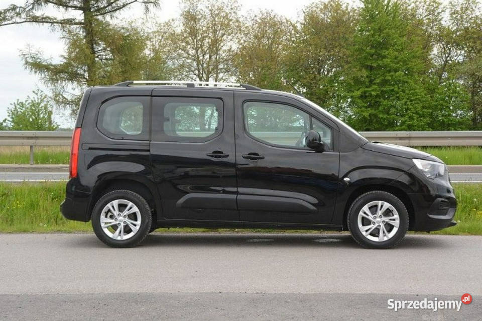 Opel Combo 12 Turbo 7 osobowy nawi led kamera ESP podkarpackie