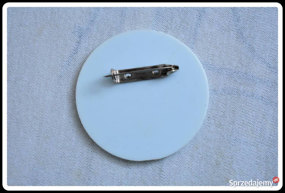 Cztery różne przypinki odznaki stare 1980 1983 Płock