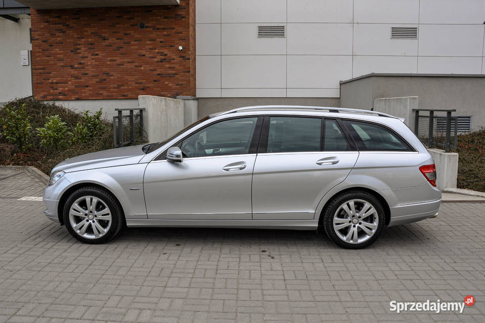 MercedesBenz Klasa C 18 184 Automat Rok produkcji 2010 dolnośląskie Wrocław