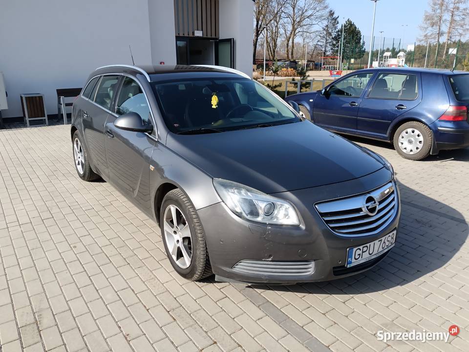 Opel Insignia kombi 20 Cdti 130 manual 6 biegów Rok produkcji 2010 Lębork