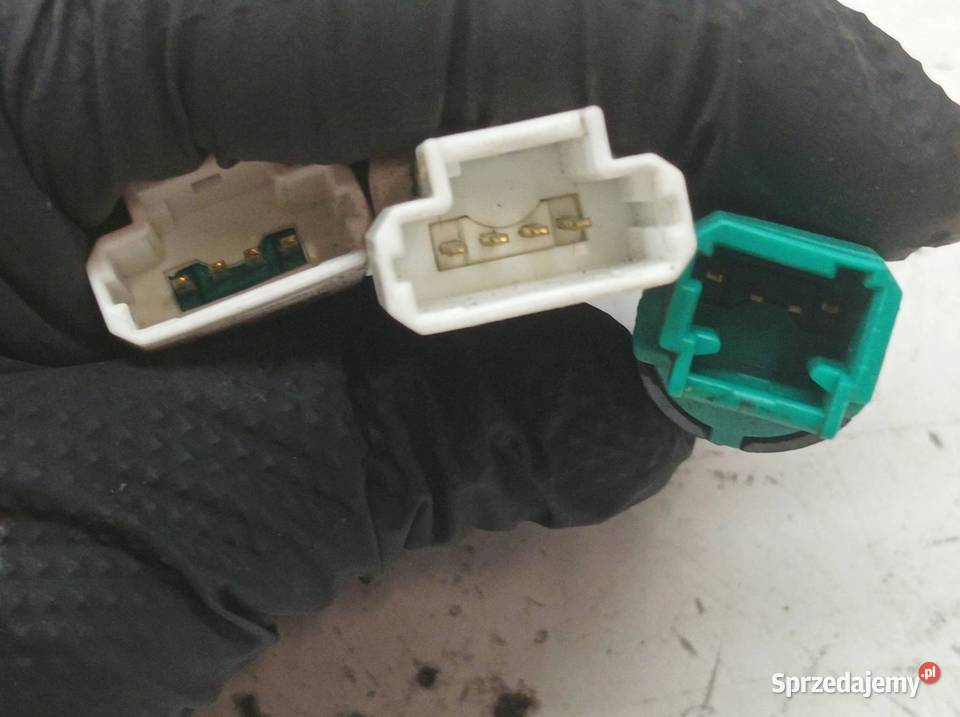 CZUJNIK SENSOR HAMULCA SPRZEGŁA KPL 253250007R