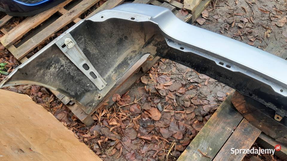 zderzak tył tylny subaru Forester II SG Dębno sprzedam