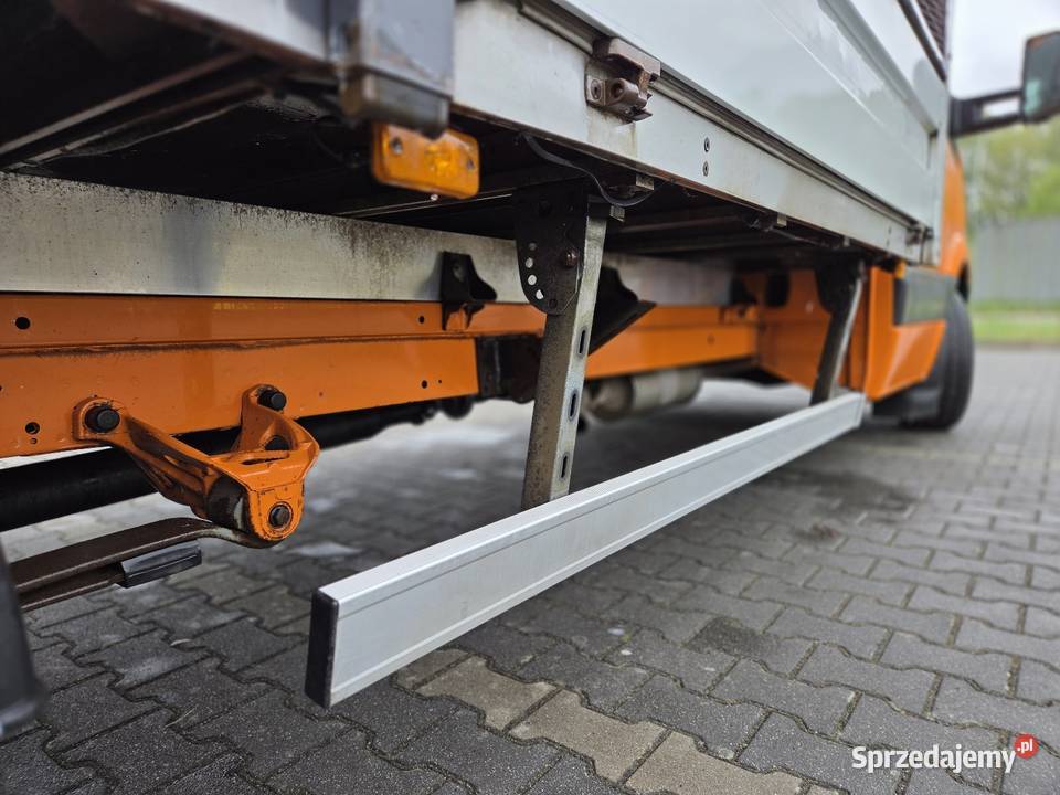 CRAFTER SALON POLSKA 1000kg zachodniopomorskie Wełtyń