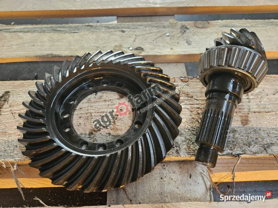 Wałek ataku koło Z12x36 FWD John Deere 3040 Byków sprzedam