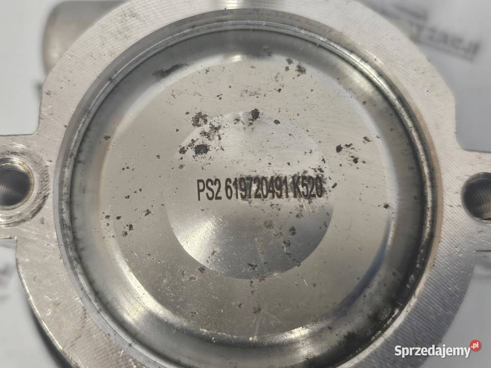 TRAFIC VIVARO 20 DCI M9R786 114 12r pompa świętokrzyskie sprzedam