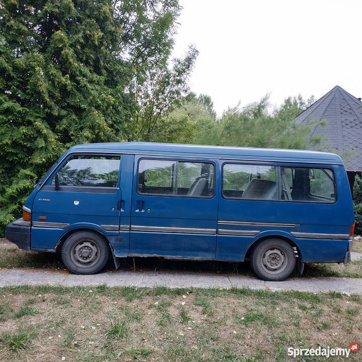 Mazda e2000 9osobowa wersja large benzyna Pabianice
