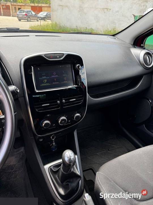 Renault Clio IV 09 TCe Limited 90 2015r Świebodzice sprzedam