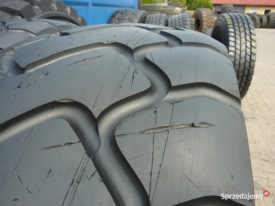 2x Opona używana przemysłowa 205R25 JCB EARTH Zaścianki sprzedam