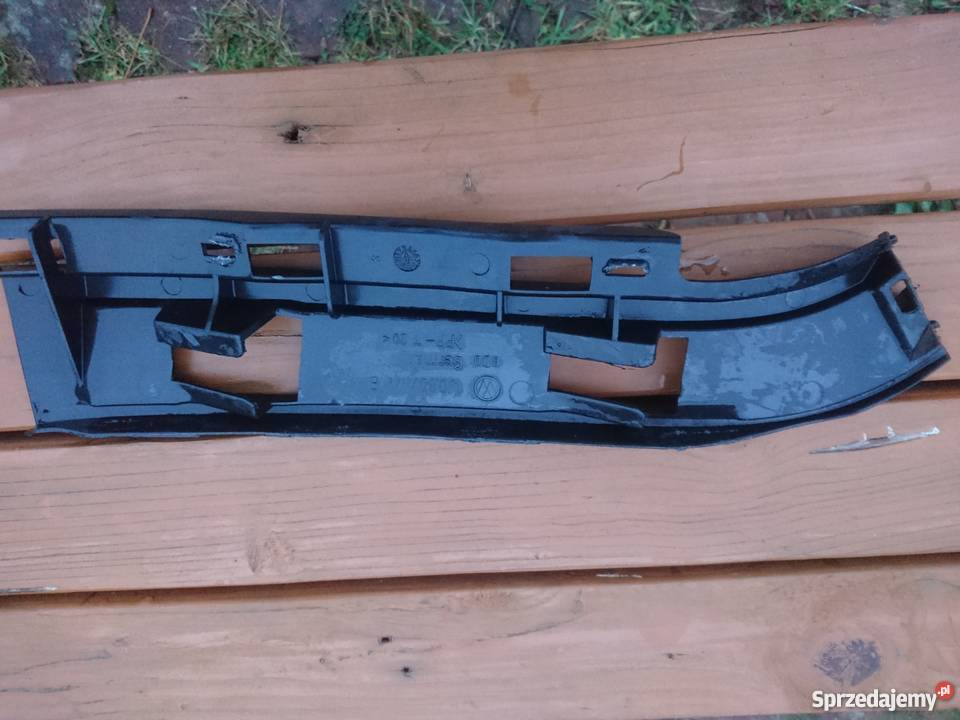 1J0807177B ślizg do mocowania zderzaka Słupsk