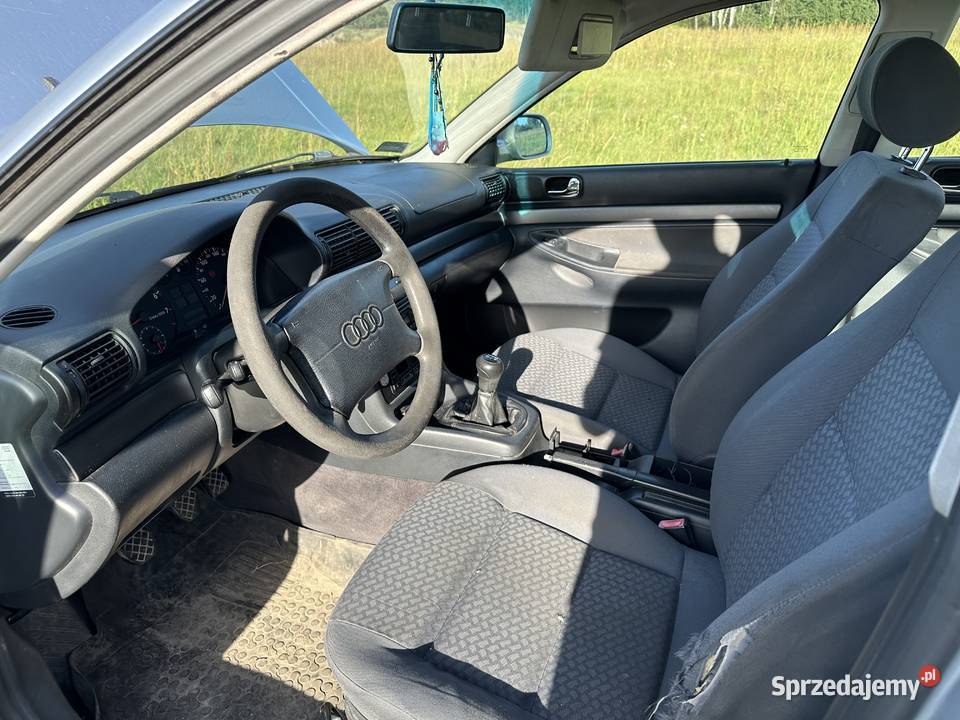 Sprzedam Audi A4 B5 16 benzyna 101KM Lubartów