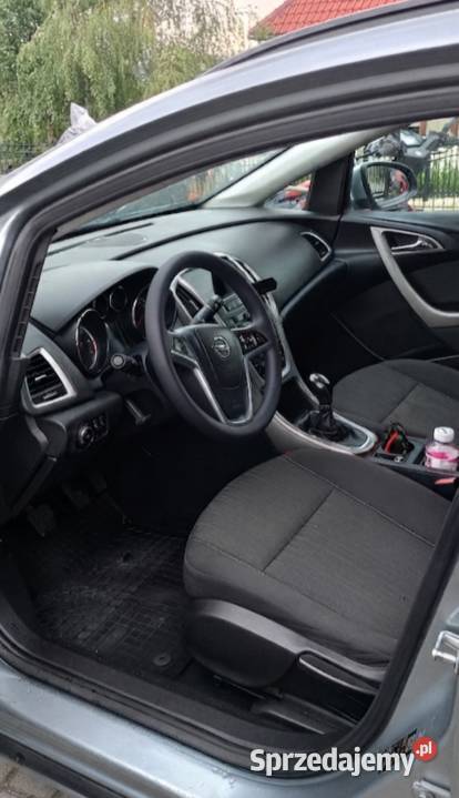 Opel Astra J Enjoy SS Nawigacja Doinwestowany Astra Bochnia sprzedam