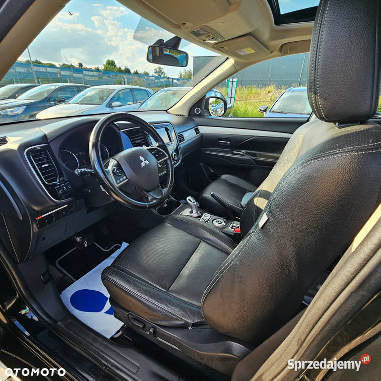 Mitsubishi Outlander 20 4x4 plug on ekonomiczny automatyczna Outlander