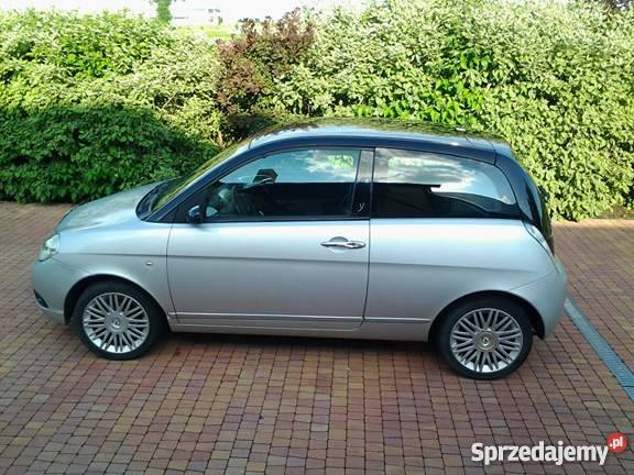 Sprzedam Lancię Ypsilon welurowa tapicerka Ypsilon Mława sprzedam