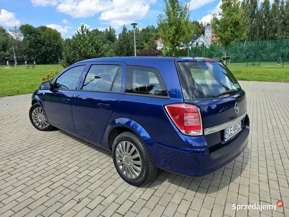 Opel Astra 13 CDTi LIFT klima 2010 Fajny stanBEZ Kombi Rzeszów