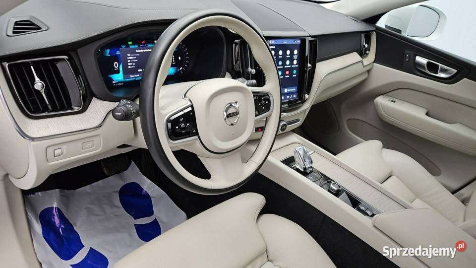 Volvo XC 60 B5 B AWD Plus Bright aut Z Polskiego automatyczna XC 60 Warszawa sprzedam