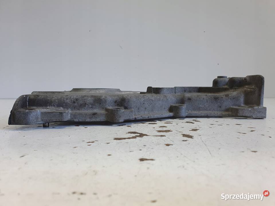 Mercedes W169 15 8V POKRYWA ROZRZĄDU osłona sprzedam