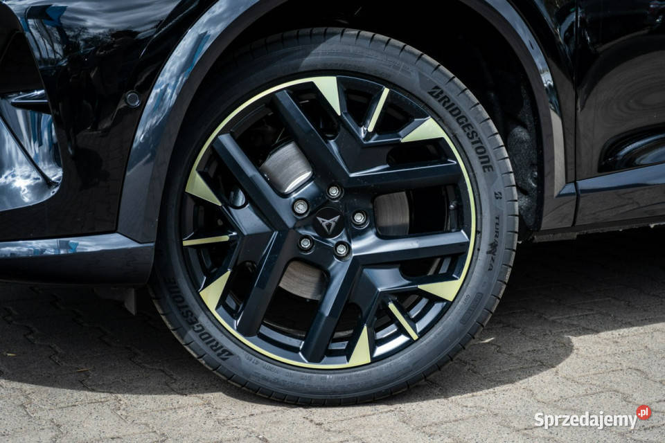 Cupra Formentor Tribe Edition 15 eTSI 150 DSG 1498cm3 sprzedam